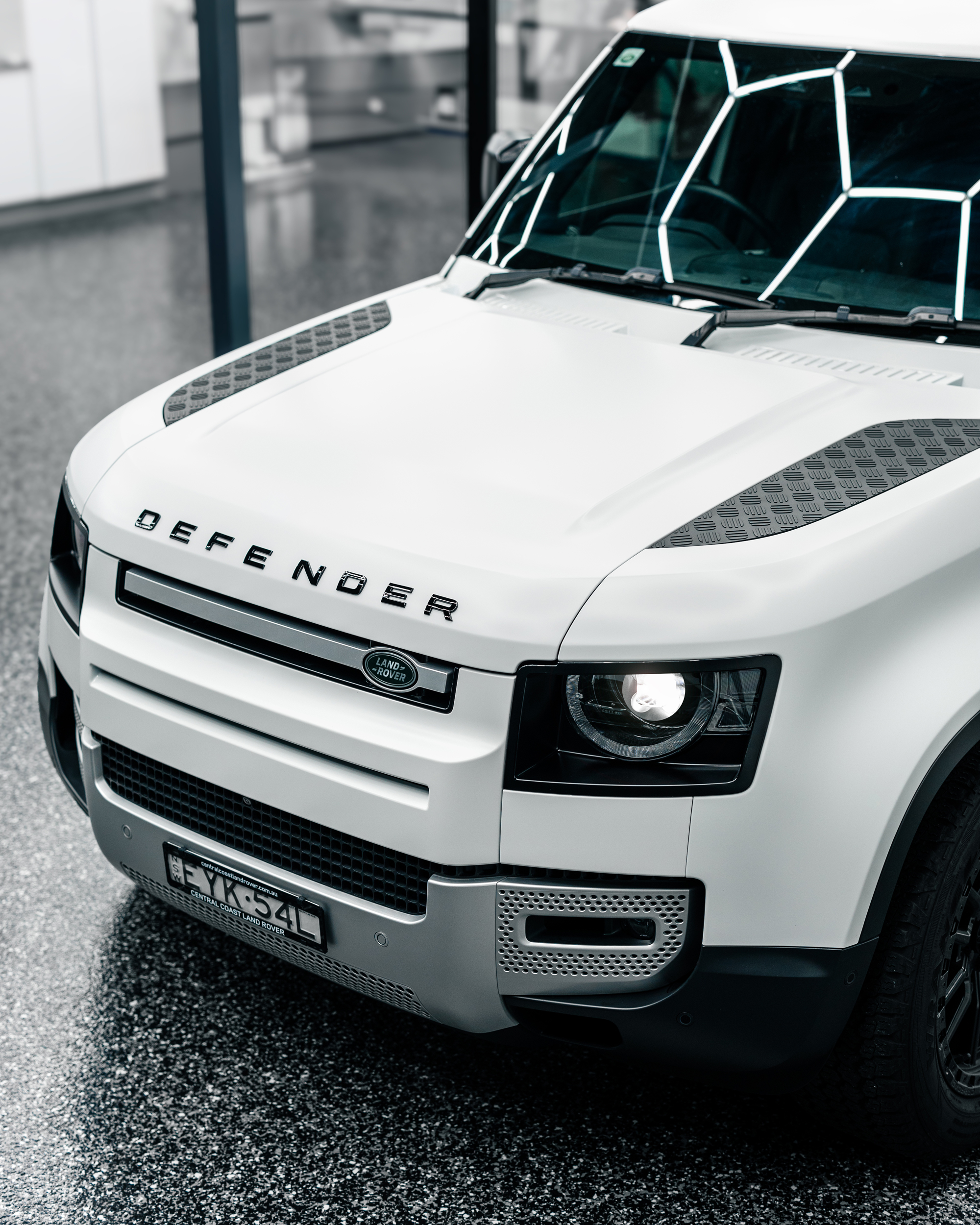 ultimate vehicle wraps defender