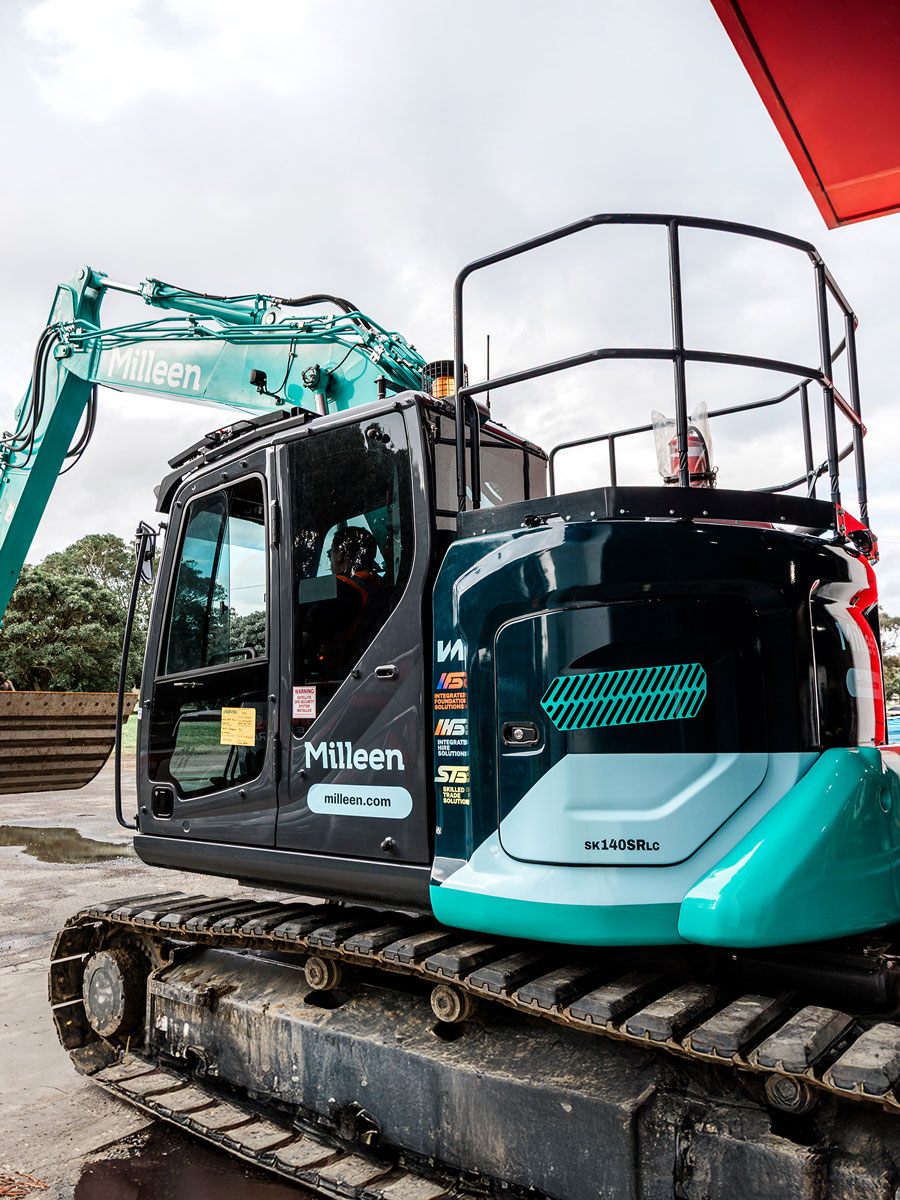 UVW Milleen Excavator
